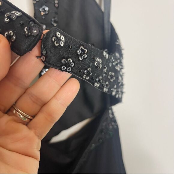 Mac Duggal Black Sequin Sleeveless Formal Evening Gown Special Occasion  Dress - Picture 9 of 14